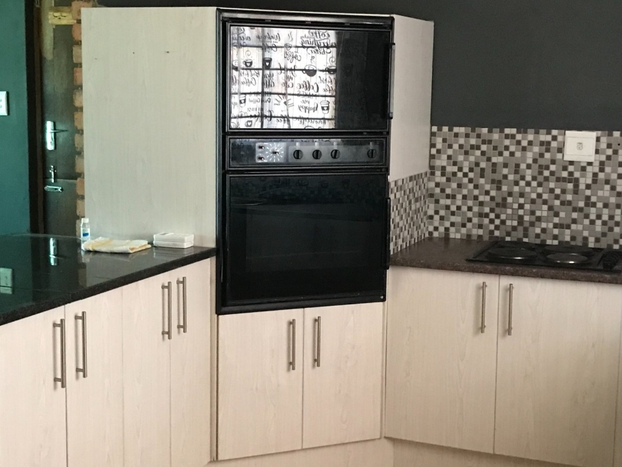 3 Bedroom Property for Sale in Bloemfontein Rural Free State